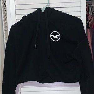 Black Hollister Cropped Sweatshirt